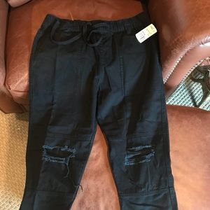Men’s Forever 21 pants